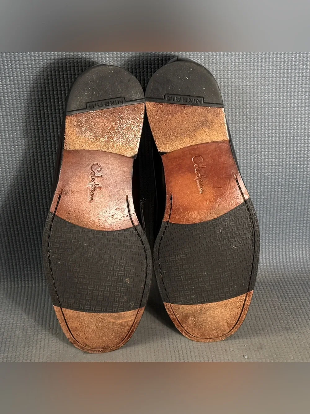 Cole Haan Men's Burgundy Pinch Tassel Leather Loafer Dress Shoe Size 11.5